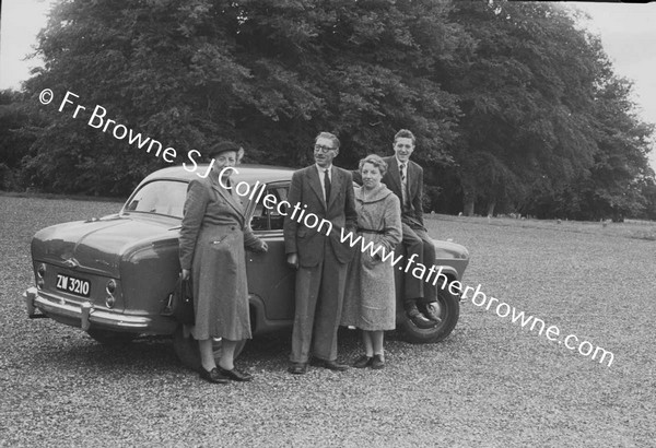 TED BROWNE (OF NAAS) AND FAMILY WITH CAR